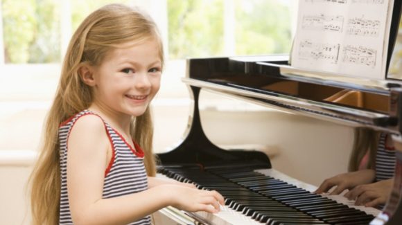 Piyano Çocuklarda Zekayı Geliştiriyor